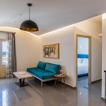 Marvarit Suites Messaria  Bilik gambar