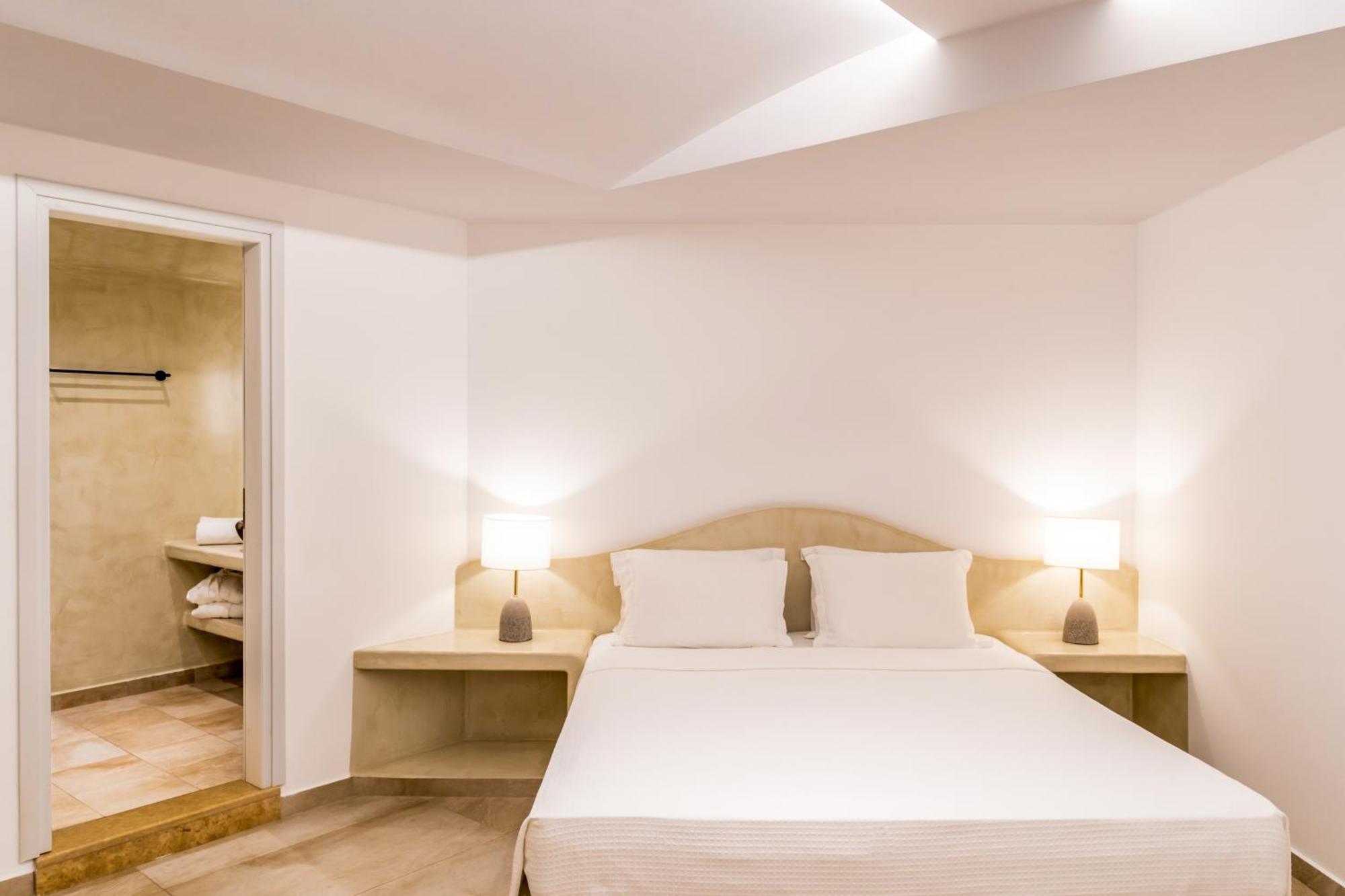 Marvarit Suites Messaria  Bilik gambar