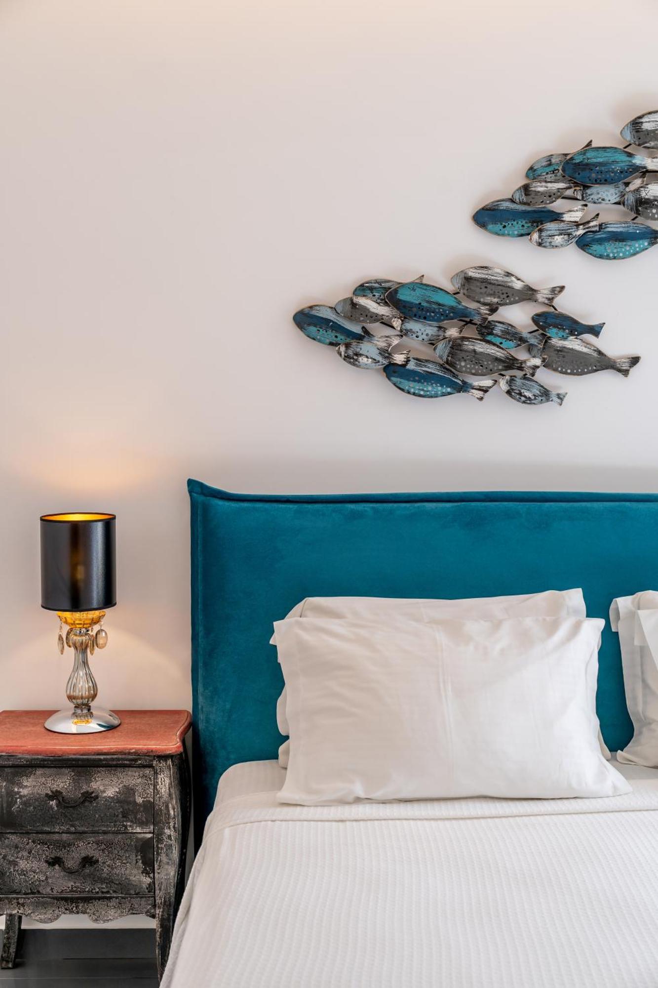 Marvarit Suites Messaria  Bilik gambar