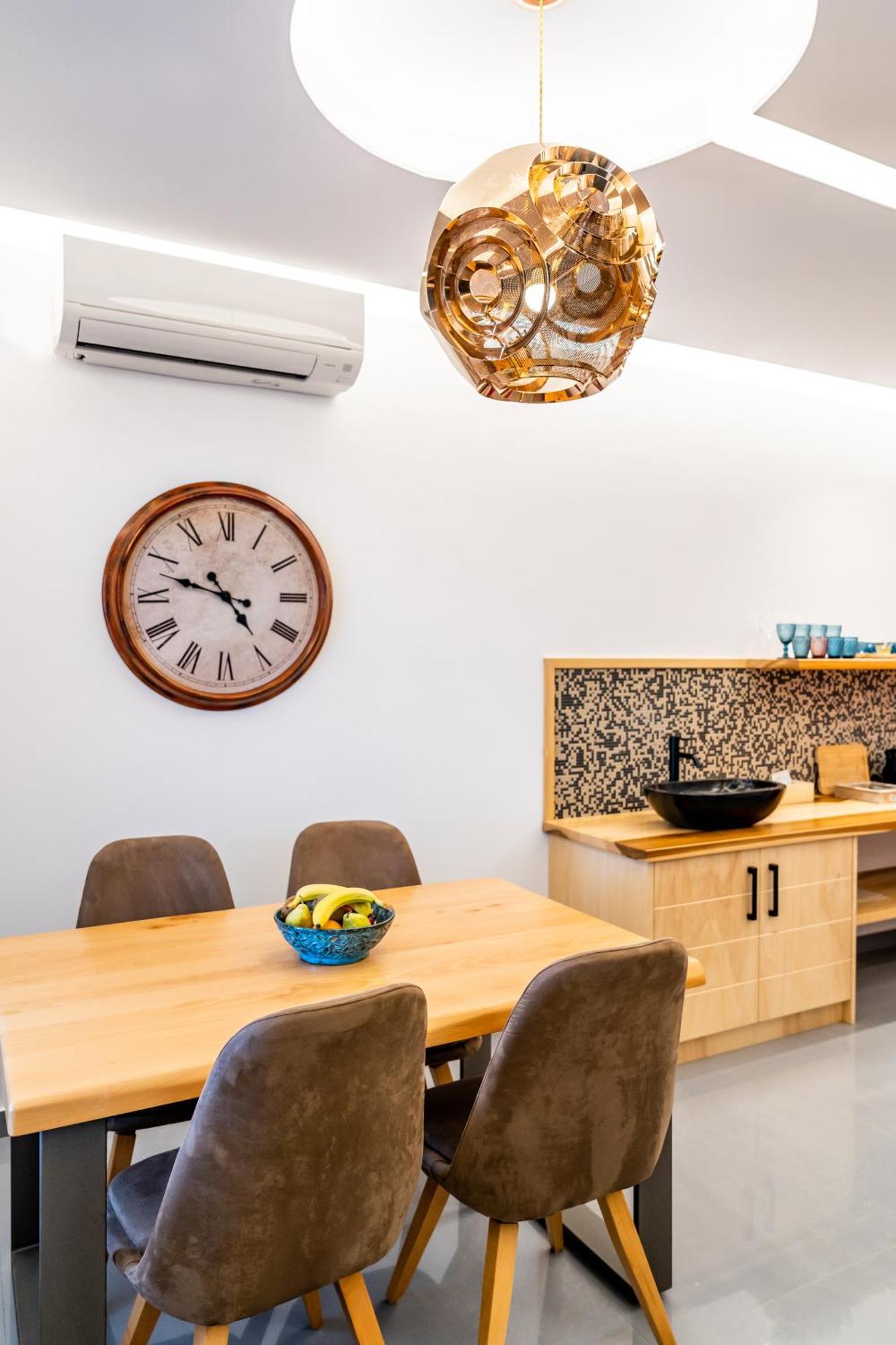 Marvarit Suites Messaria  Bilik gambar