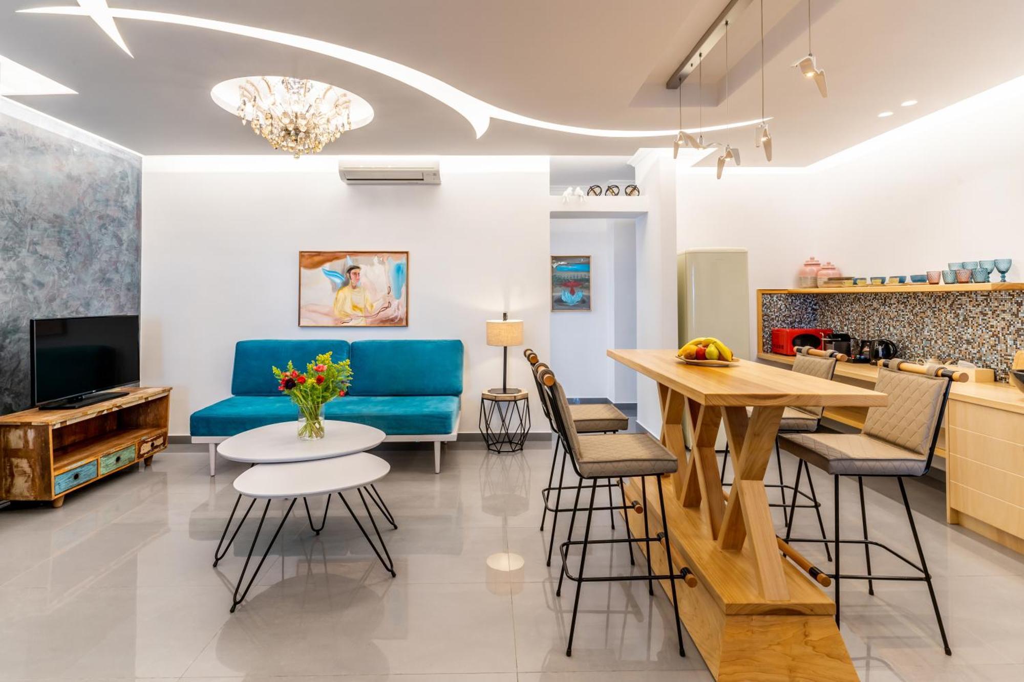 Marvarit Suites Messaria  Bilik gambar