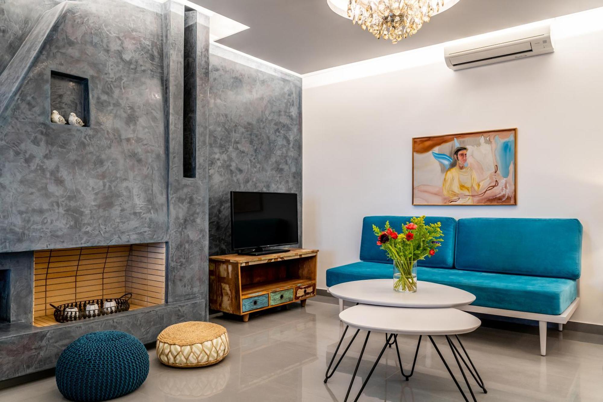 Marvarit Suites Messaria  Bilik gambar