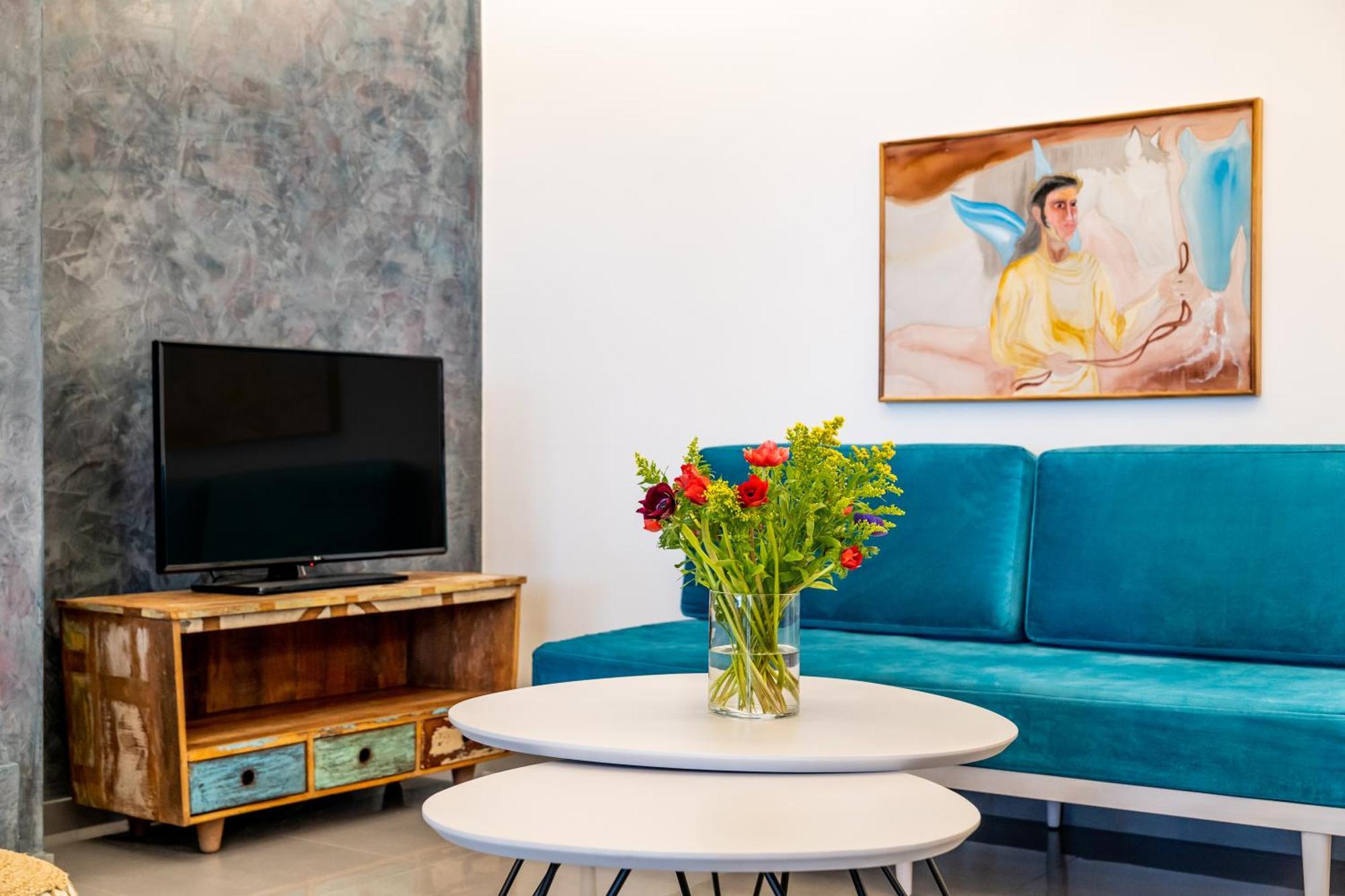 Marvarit Suites Messaria  Bilik gambar