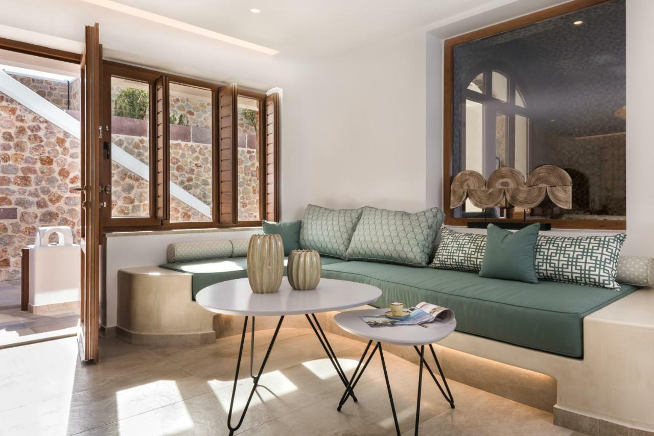 Marvarit Suites Messaria  Luaran gambar